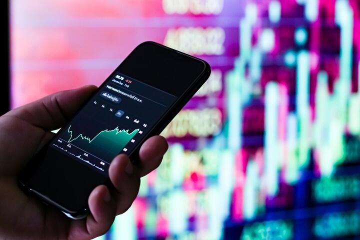 Best Brokers for European Investors
