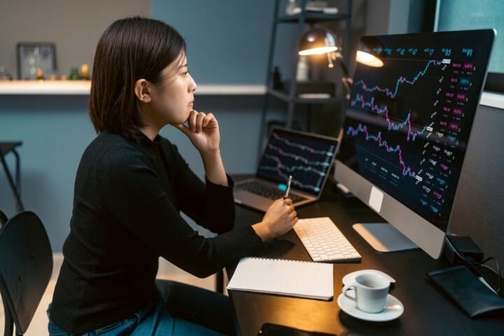 Best Brokers for a Roth IRA